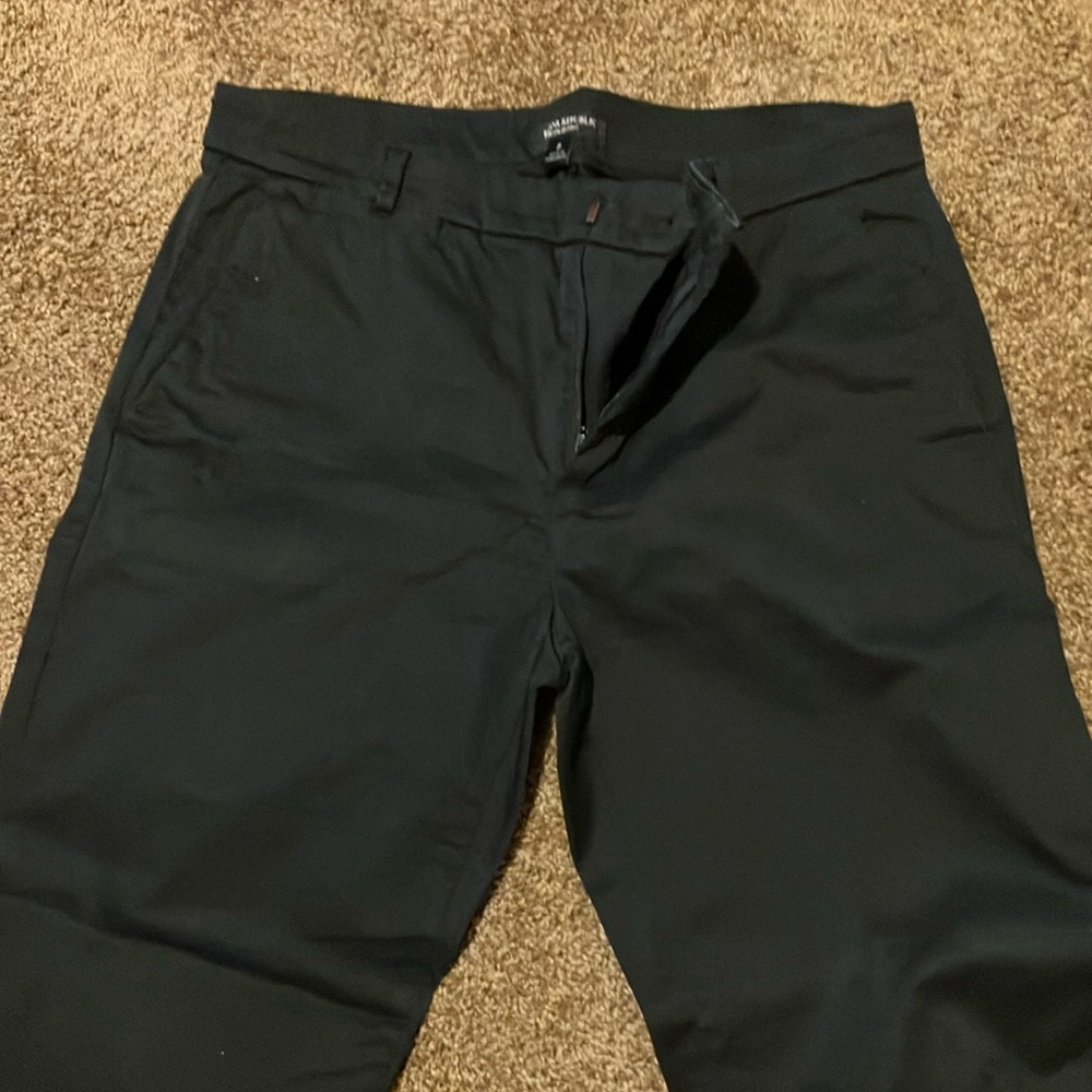 BANANA REPUBLIC BLACK COTTON “AVALON” PANTS. SIZE 8. FRONT POCKETS. EUC